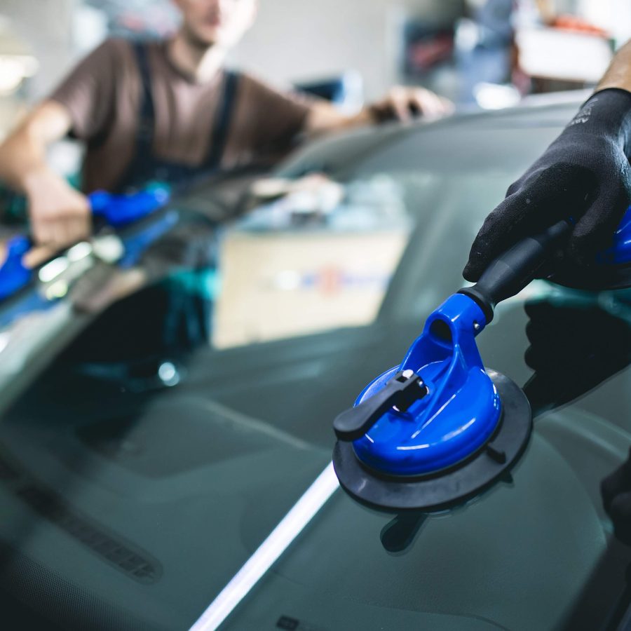 Windshield Repair & Replacement